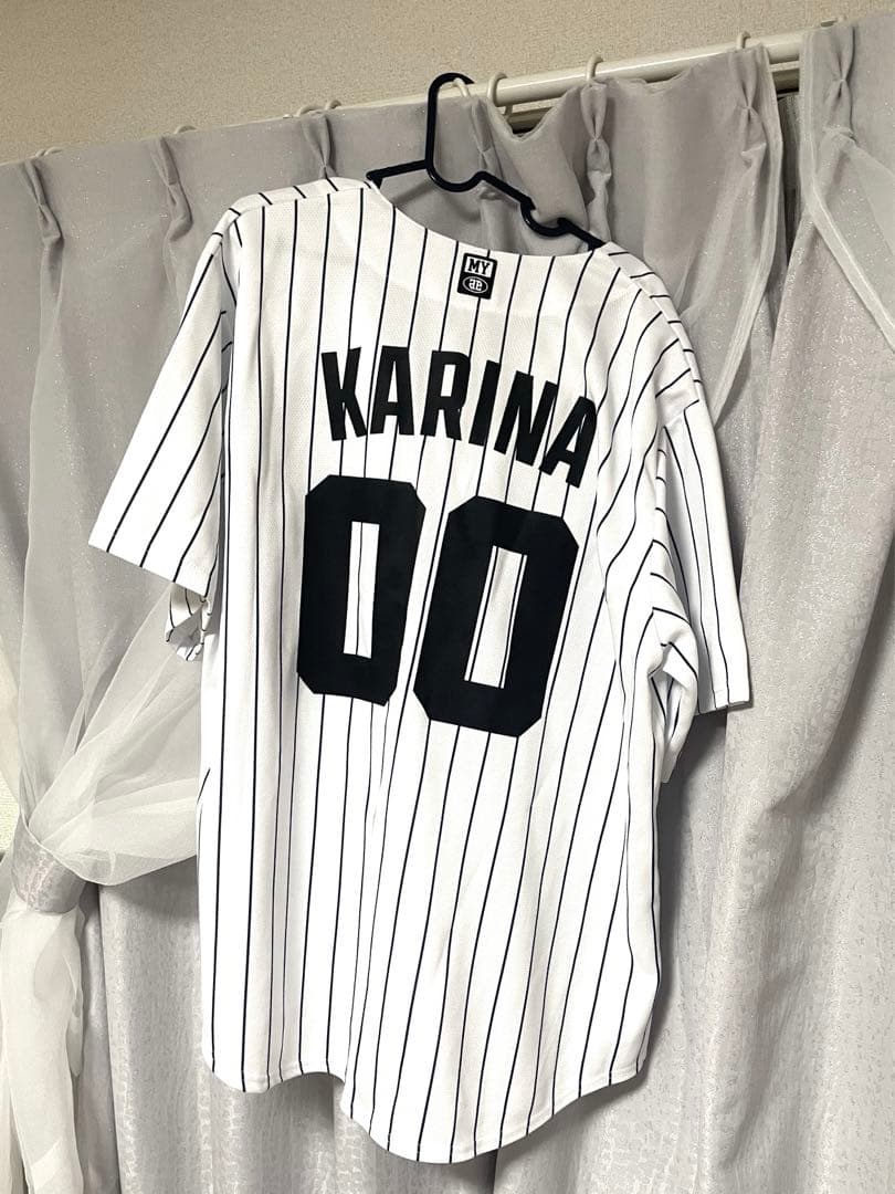 カリナ aespa 野球 ユニフォーム