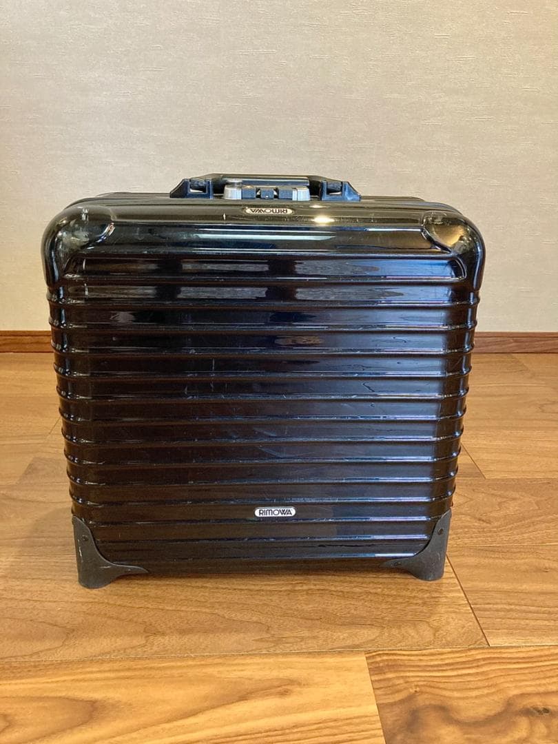 リモワ サルサ ビジネストローリー キャリーケース 2輪 23L