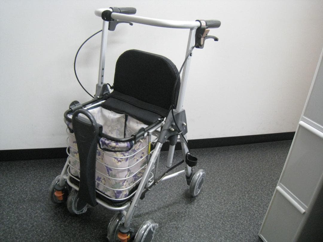 幸和製作所 テイコブ リトルワゴン WAW07 歩行車 ③