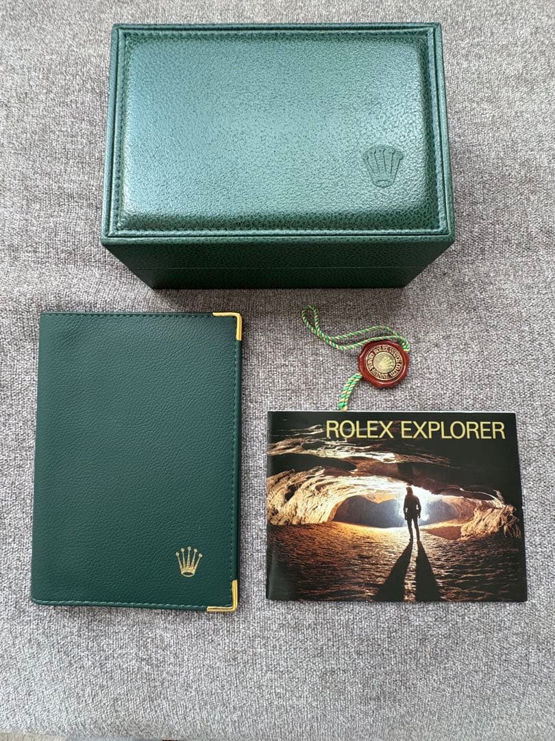 ROLEX EXPLORER 緑色レザー木製ケース