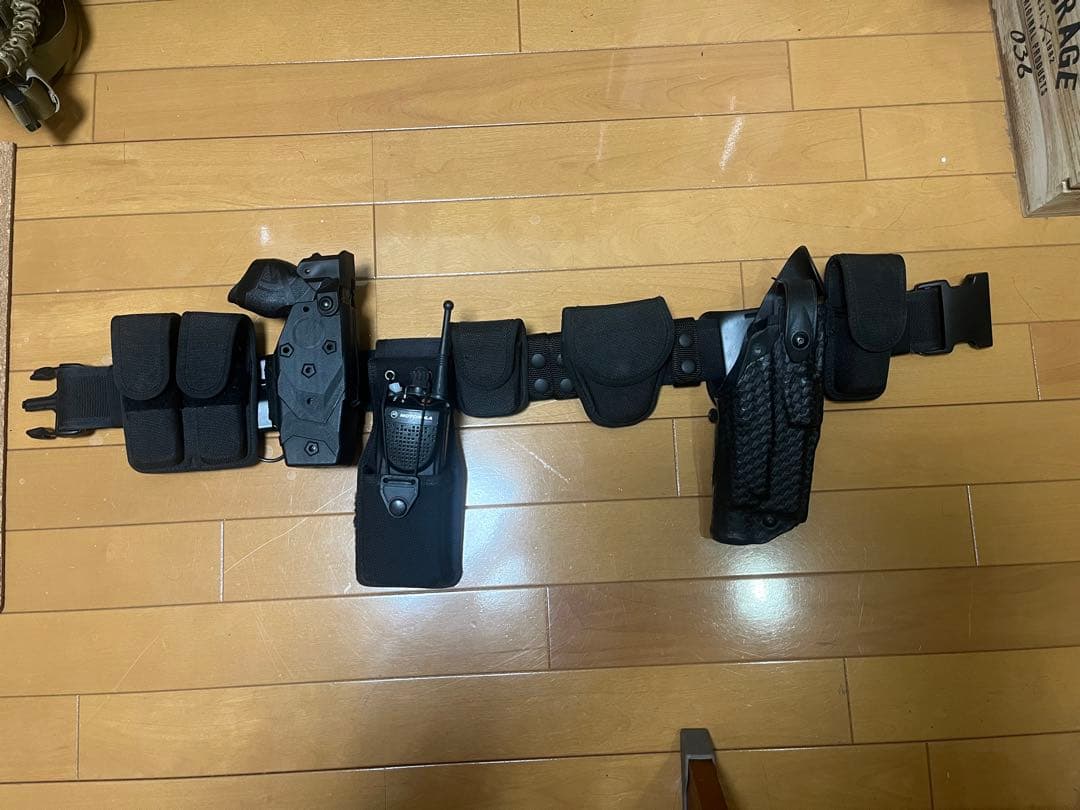 ポリスベルト　デューティベルト　LE装備