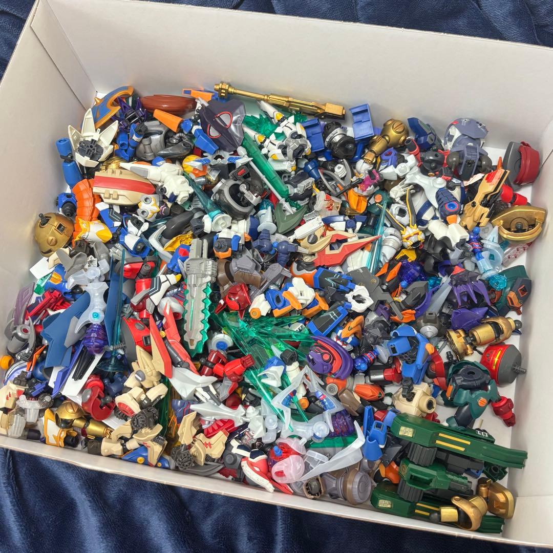 ユ*ー様 ダンボール戦機 LBX ジャンクパーツセット