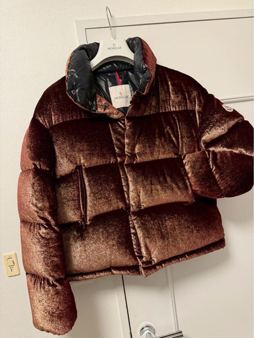 enchanteモンクレールダウンジャケット