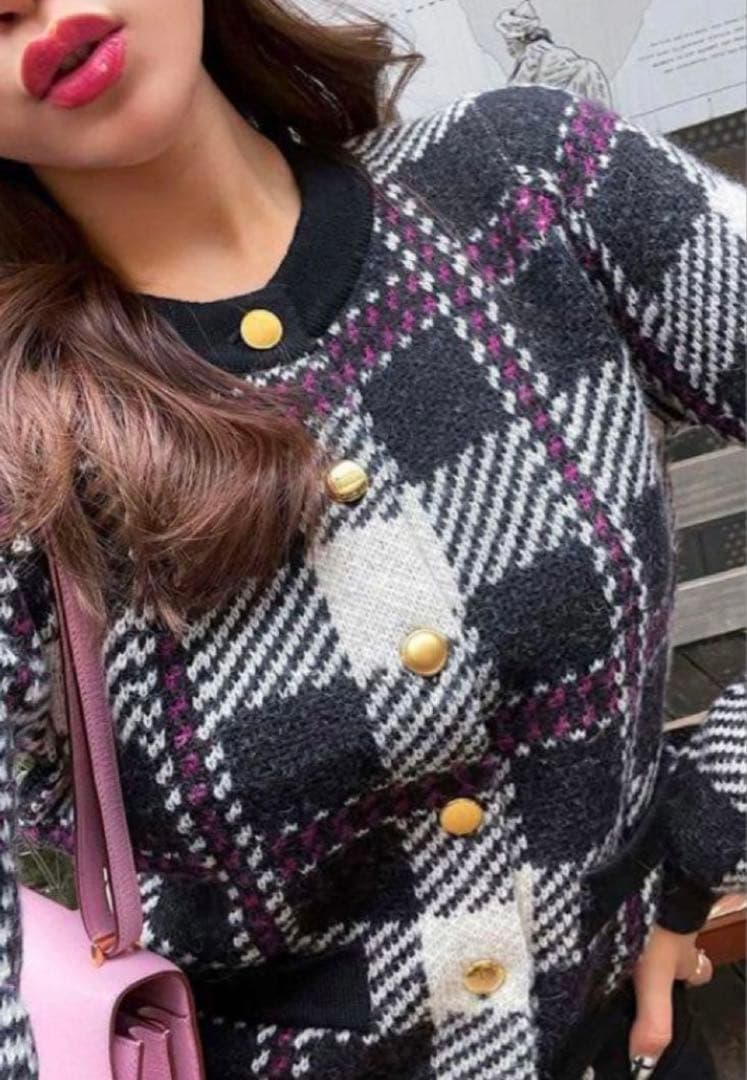 トップス MOMO Celebrate the holiday season with @MOMO. Our exclusive LINE page