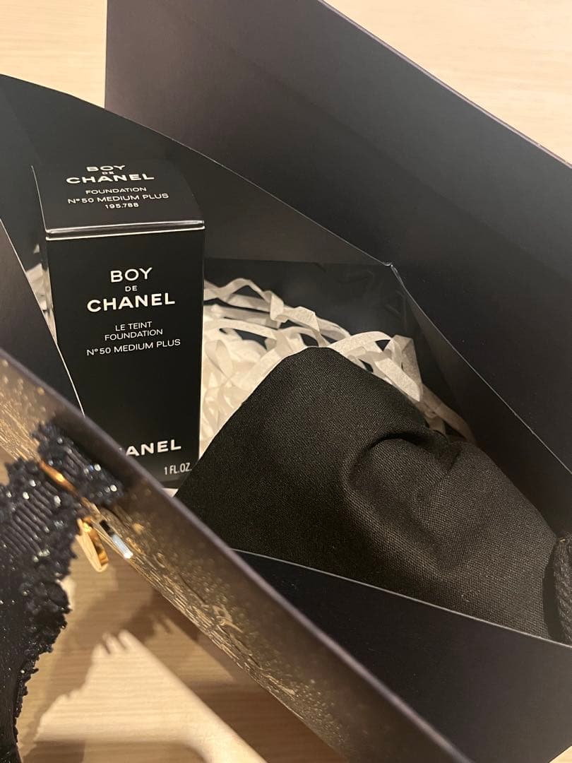 BOY DE CHANEL リキッドファンデーション N° 50