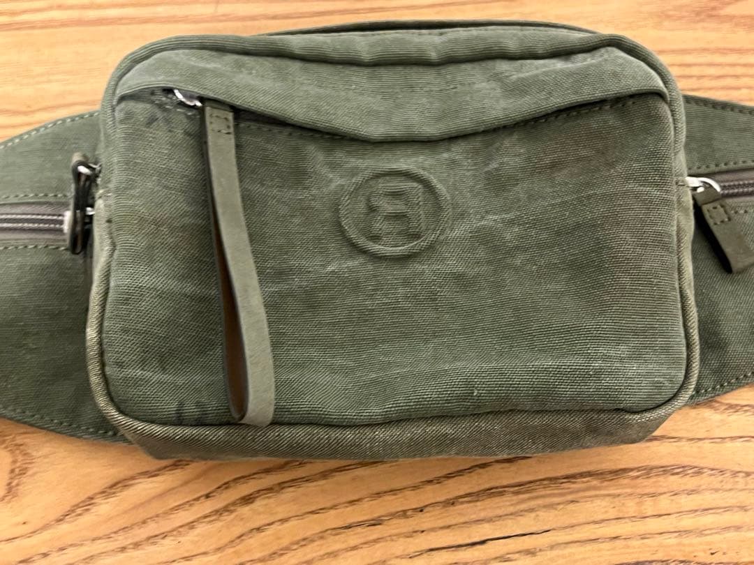 【美中古】レディメイド　ボディポーチ【初期モデル】