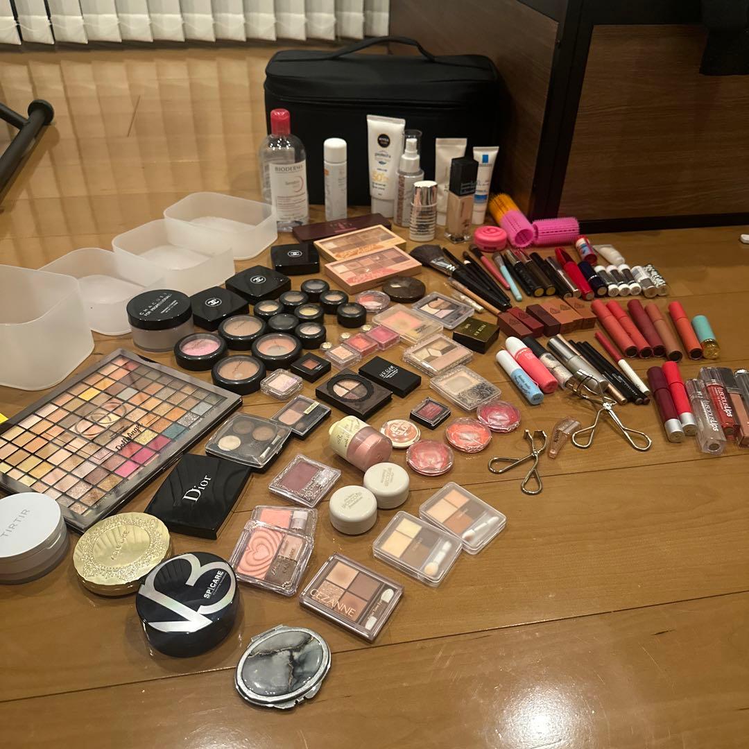 バラ売り可 メイク用品　まとめ売り　Dior Chanel mac 化粧品 あなたはどっち派？M・A・C・CHANEL・Diorのベースメイクを徹底比較