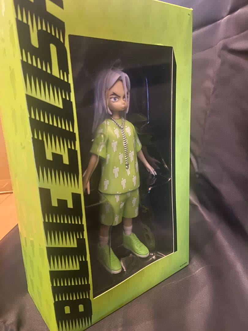 未開封 ビリー・アイリッシュ 村上隆 フィギュア