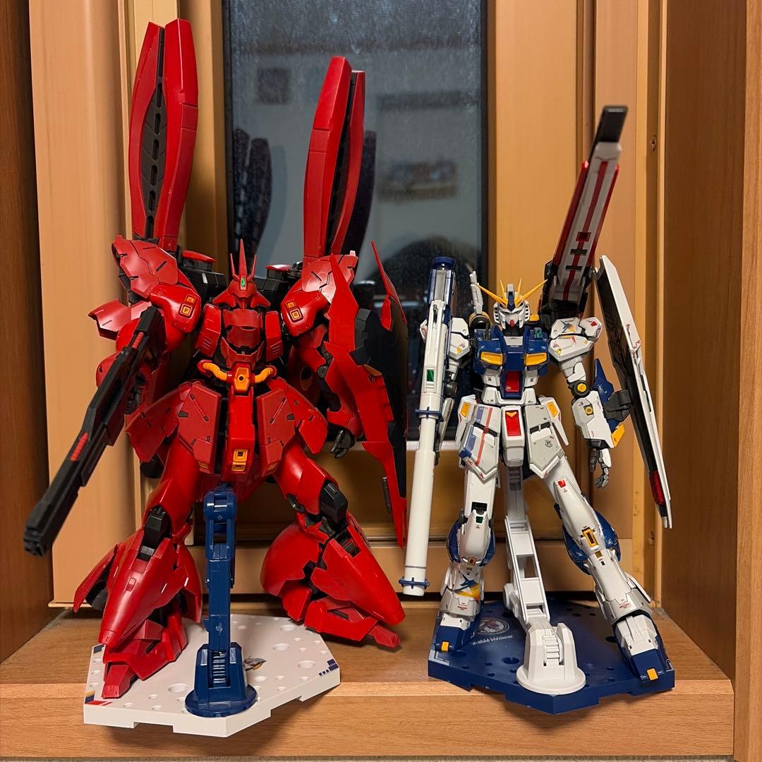 RG RX-93ff ニューガンダム サザビー　福岡 RX-93ff νガンダム」と「MSN-04FFサザビー」をカスタマイズ！モビル