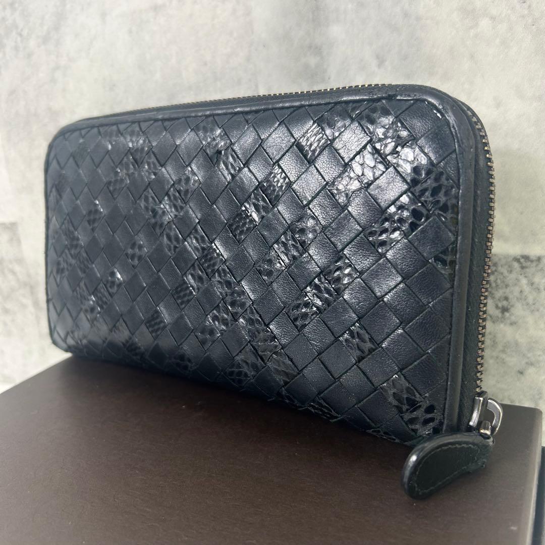 ボッテガ ラウンドファスナー 長財布 イントレチャート スネーク パイソン BOTTEGA VENETA（ボッテガ・ヴェネタ） 【未使用】ボッテガヴェネタ
