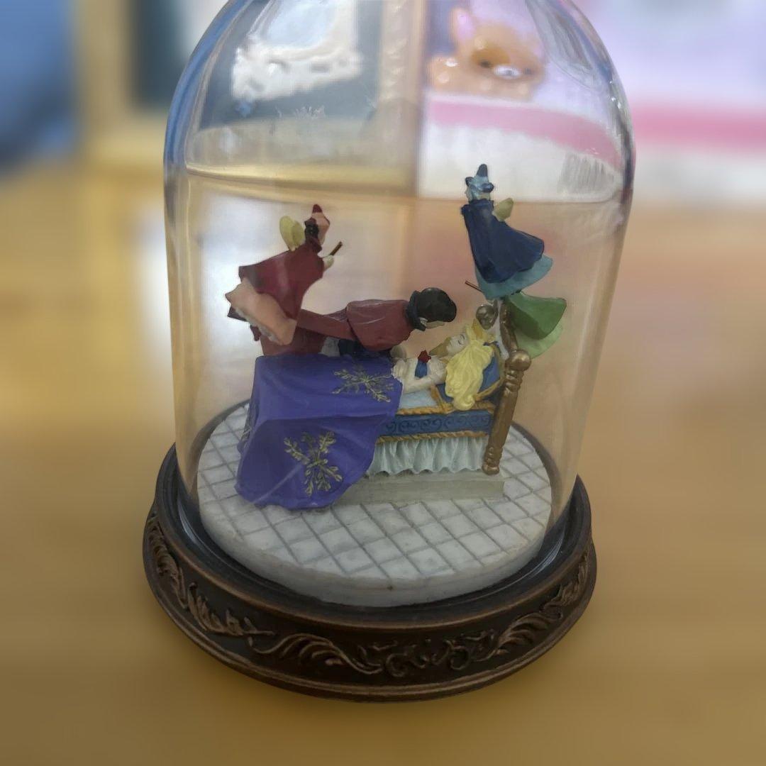 S*i様 ディズニー眠れる森の美女プリンセス　プリンス　妖精　陶器 稀少