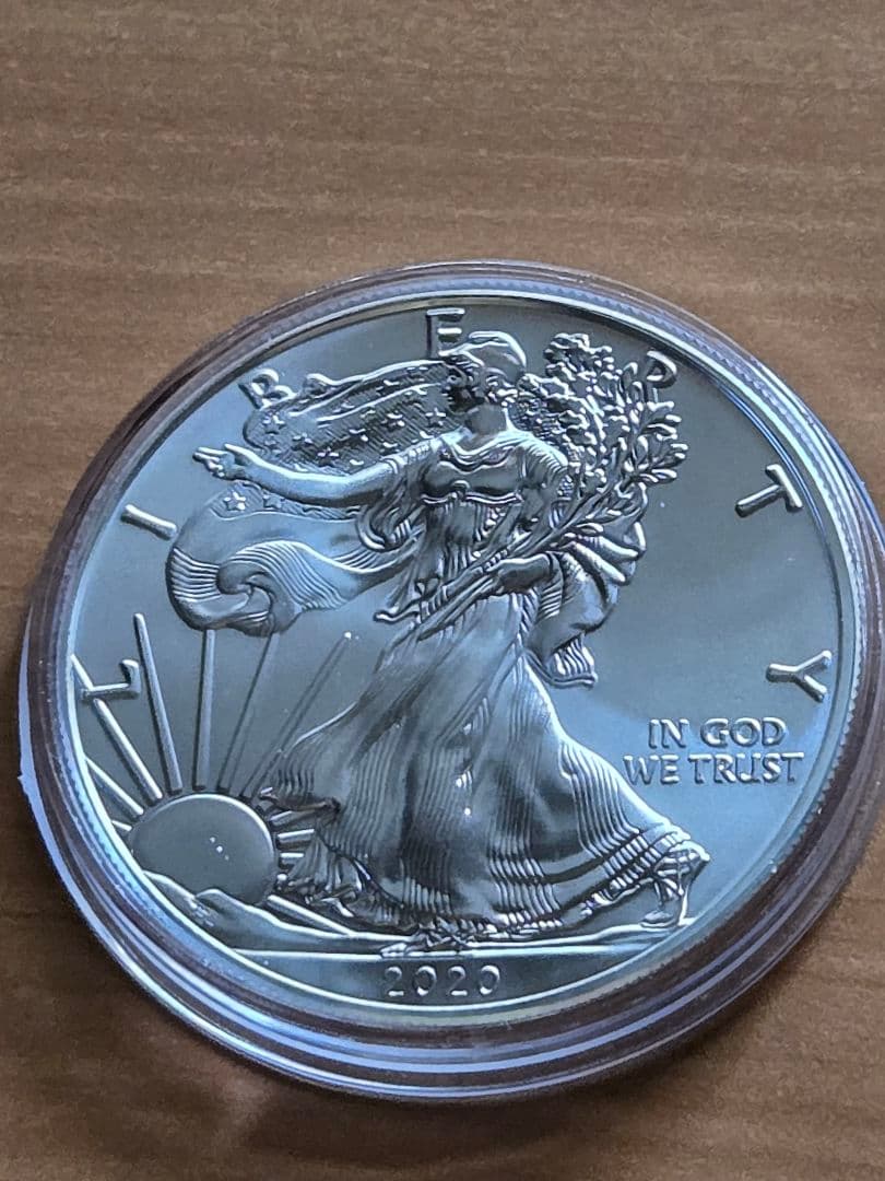 アメリカ　イーグル 銀貨　１オンス 2020年　1ドル