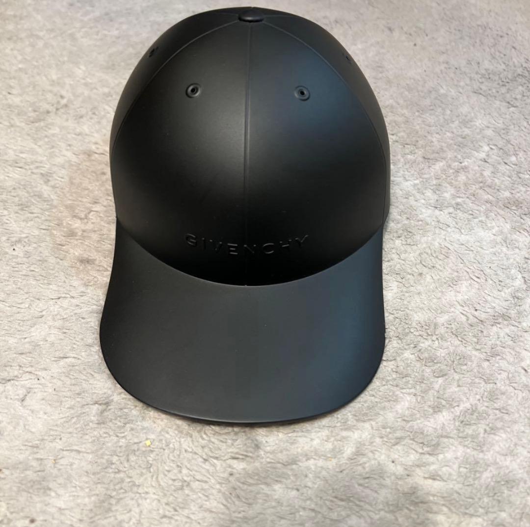 週末セール 新品【GIVENCHY】　キャップ　黒