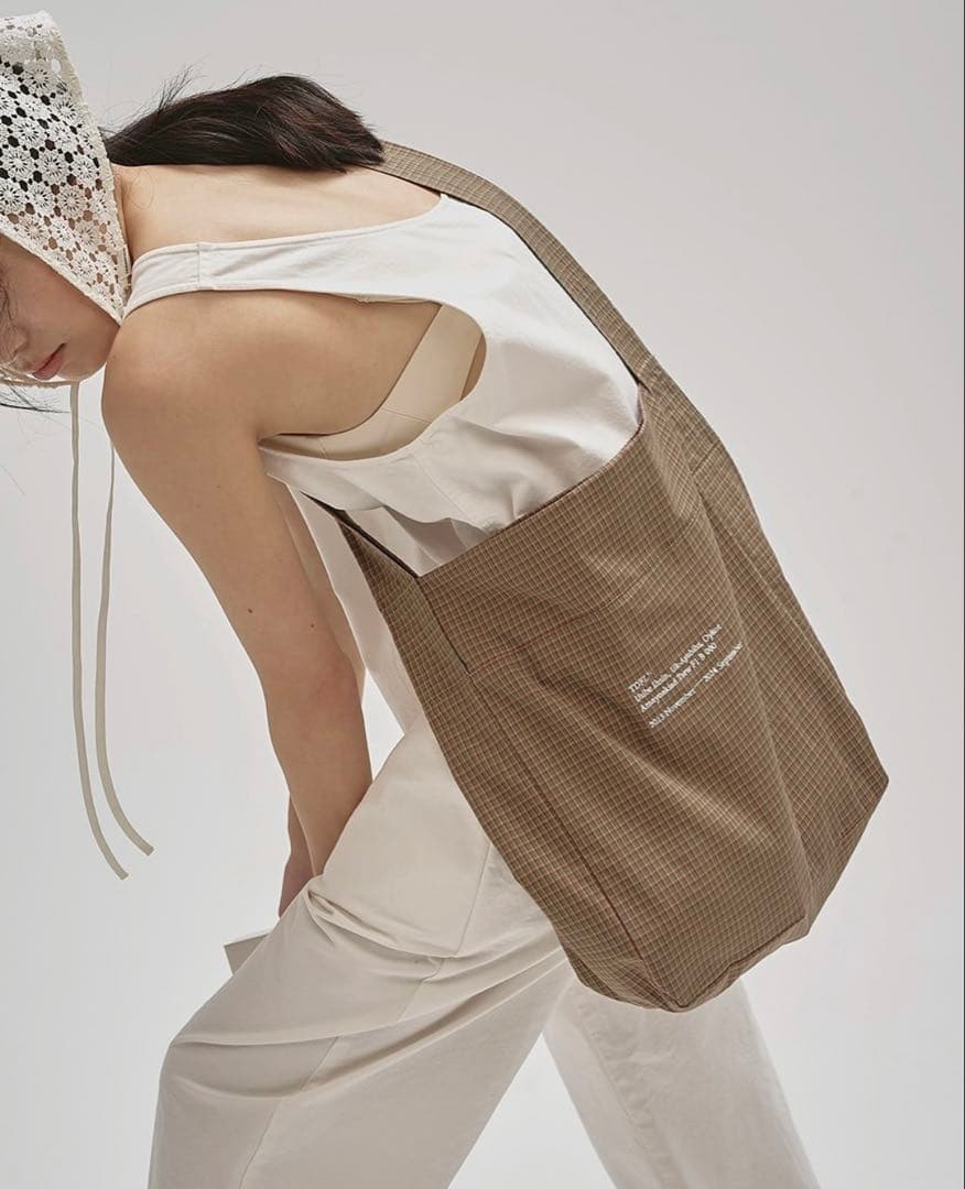 todayful ノベルティ　ブラウン