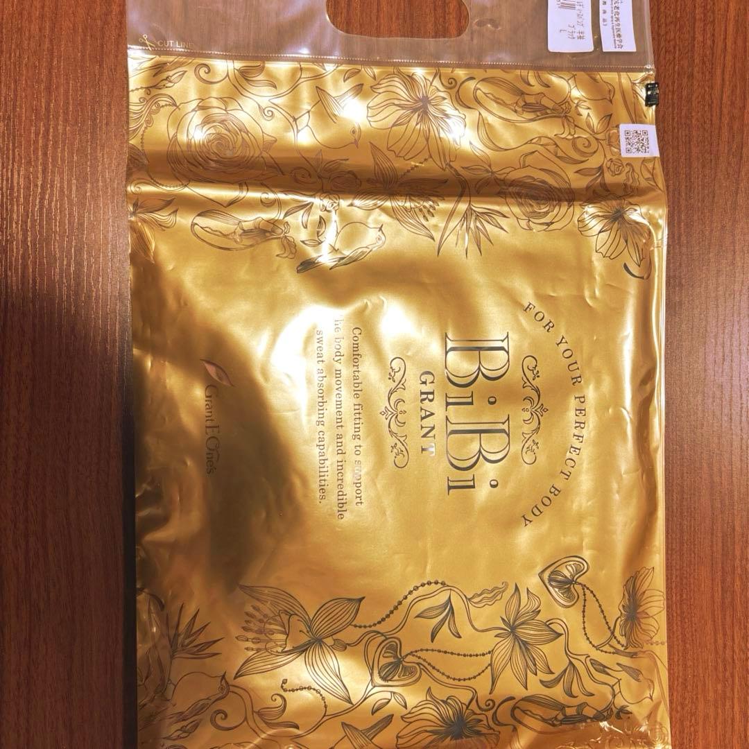 ビビ　レディースパンプ半袖　ブラックL