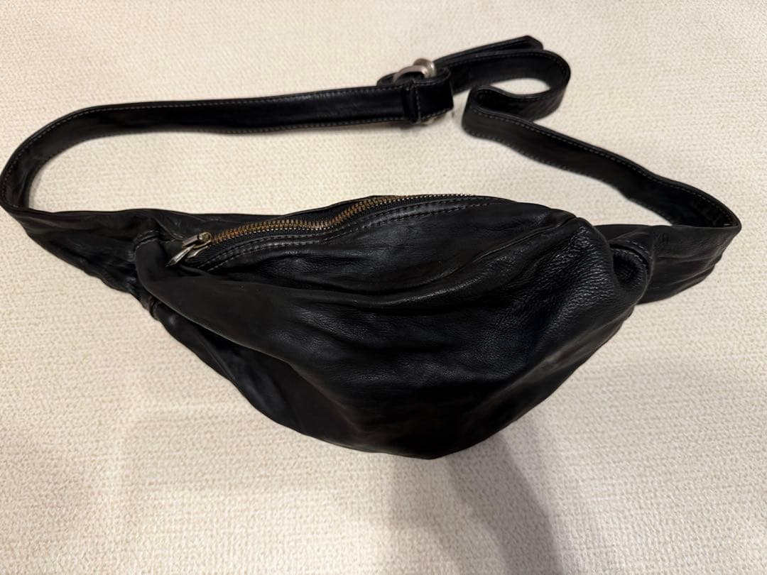 インカーネーション Incarnation レザーボディバッグ ショルダー 黒