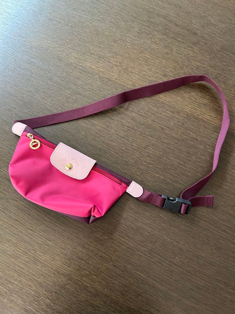 ロンシャン　ウエストポーチ　ボディバッグ　ピンク