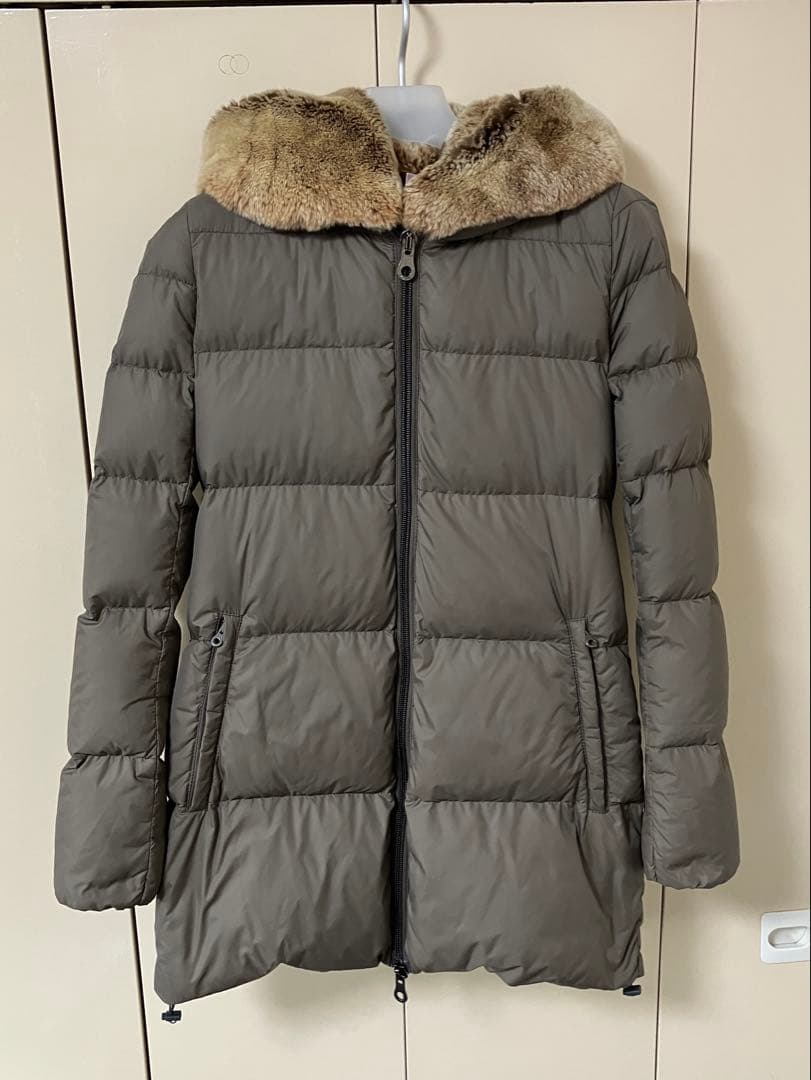 【値下中】DUVETICA　ARWEN　カーキ　ダウンジャケット　38 DUVETICA（デュベティカ） ARWEN ダウンコート カーキグリーン