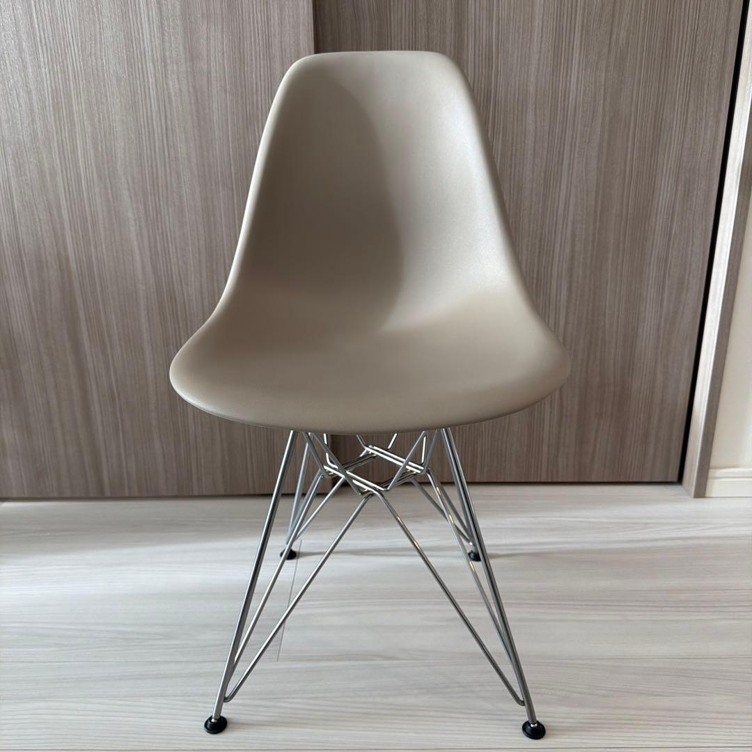 【美品】ハーマンミラーシェルチェア　送料込 シェルアームチェア DAR / ブラックHerman Miller（ハーマンミラー