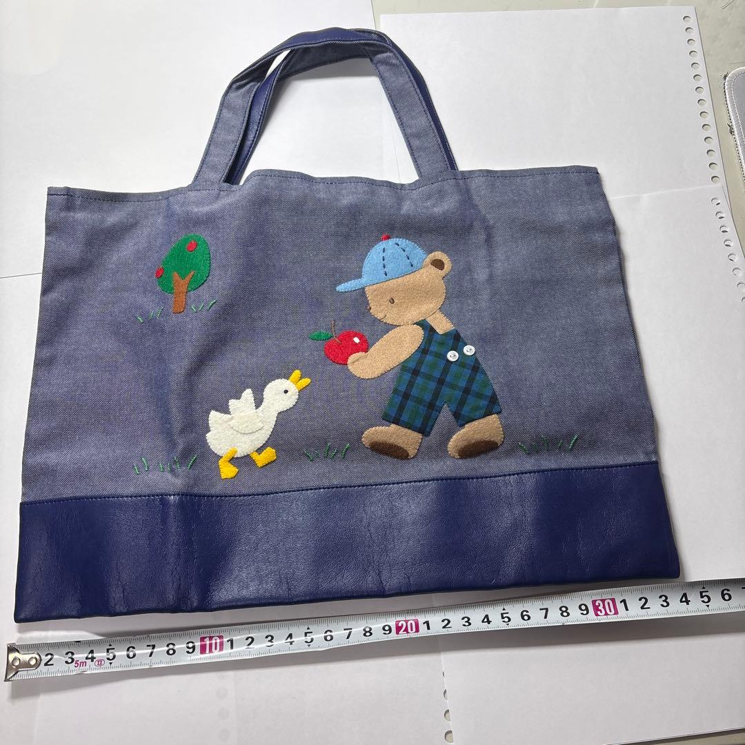 クマとアヒル刺繍トートバッグ