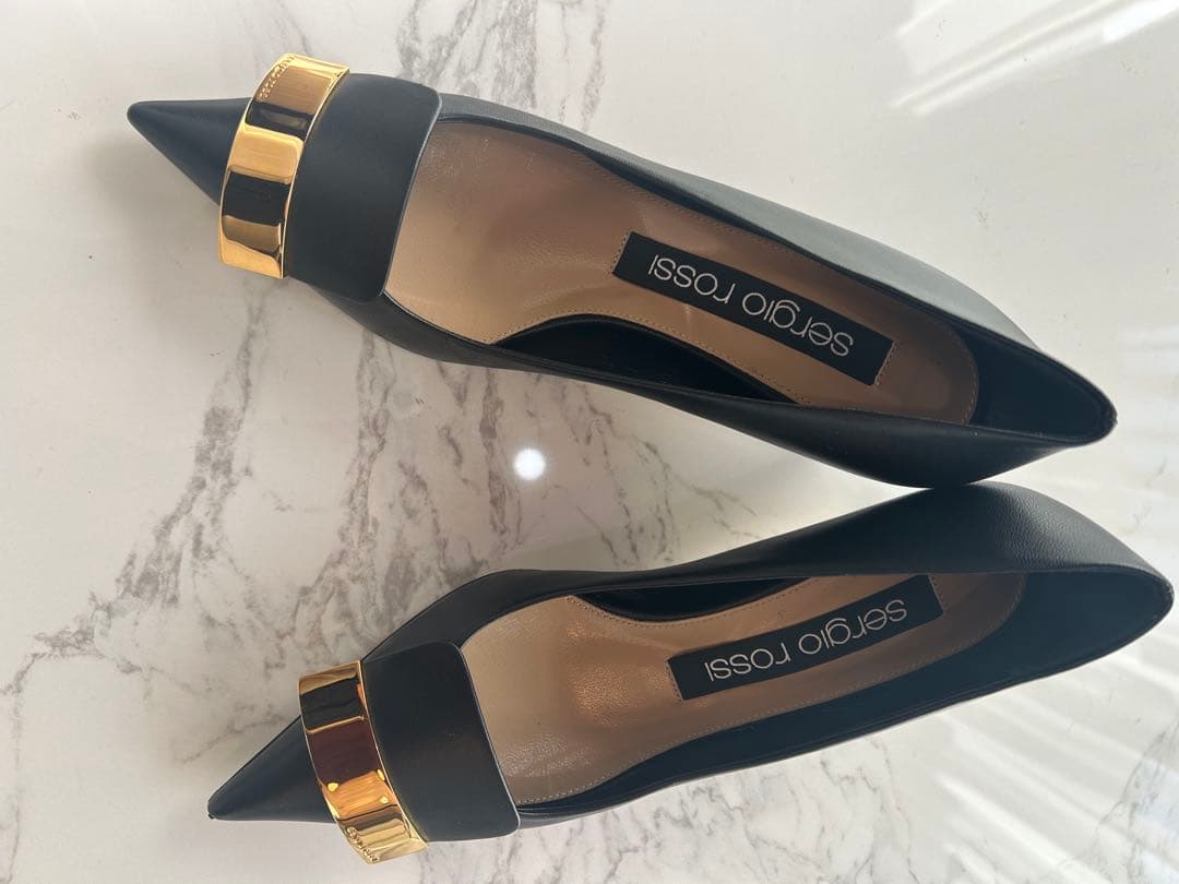 Sergio Rossi ブラック ポインテッドトゥパンプス 36 sr1