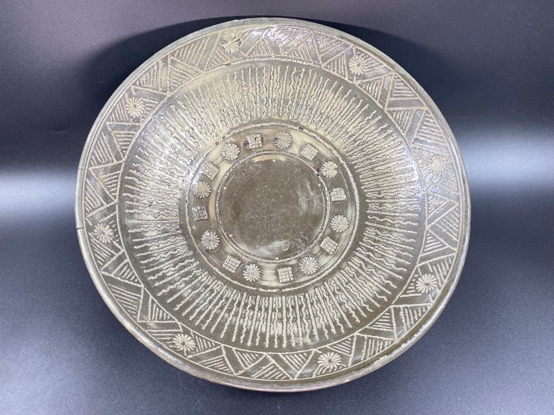 高麗青磁 大皿 象嵌 菊文 李朝 骨董 古玩 古美術 時代物 径28cm