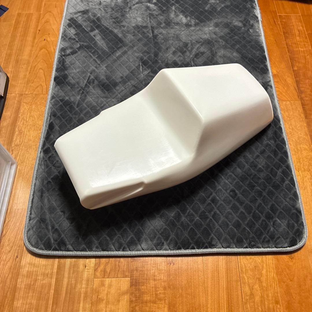 FZRタイプ　シートカウル FZRタイプ シートカウル ZX-10R【レース用】シングルシートカウルSPL