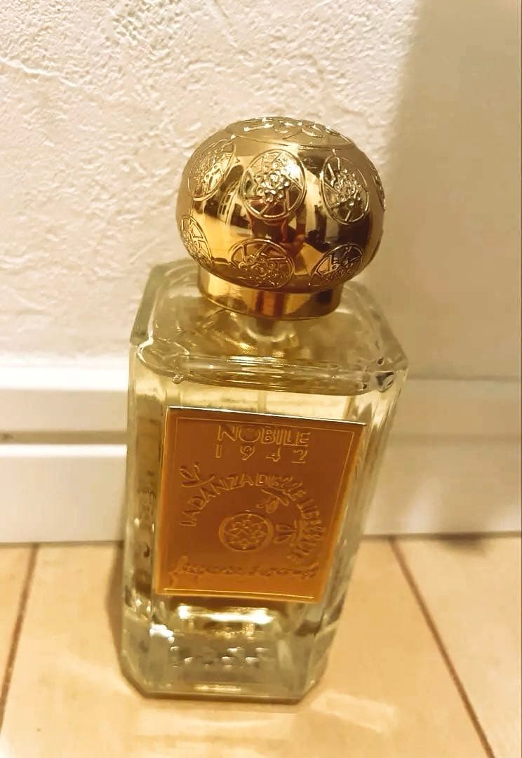 ダンザ・リベリュール フラグランツァスプレマ ノービレ1942