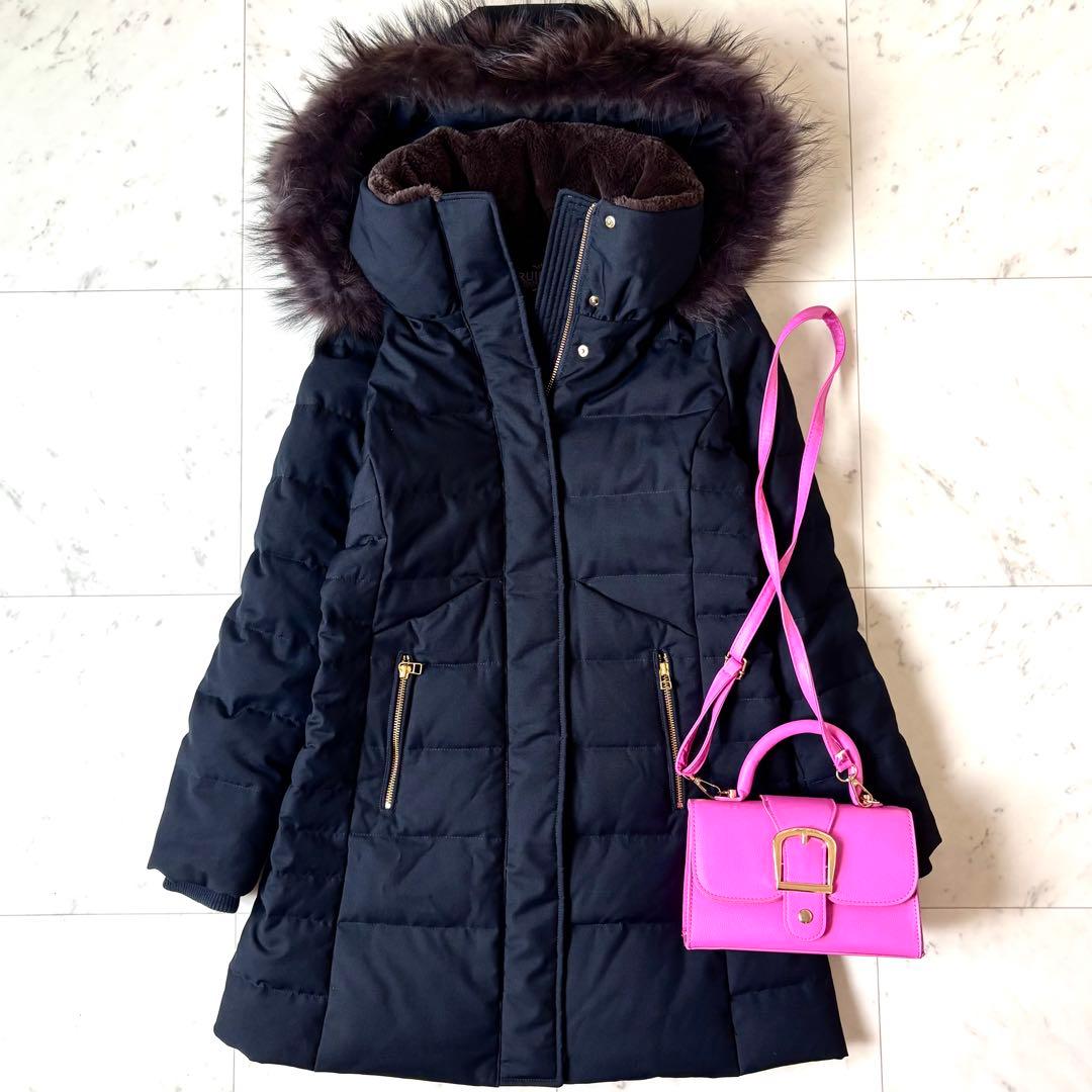 美品　ルイルエブティック ラクーンファー付ロングダウン　ネイビー　金ボタン