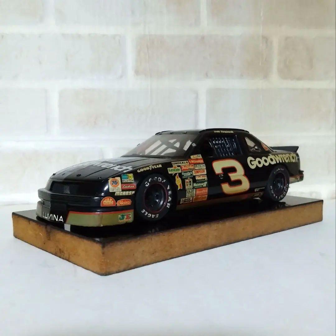 スロットカー 1/24 SCALE SLOTCAR