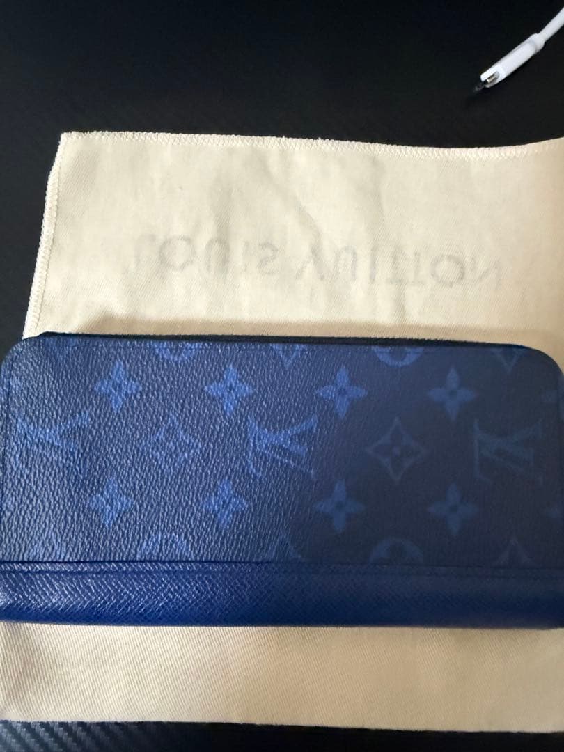 ルイヴィトン モノグラム タイガラマ ヴェルディカル 長財布