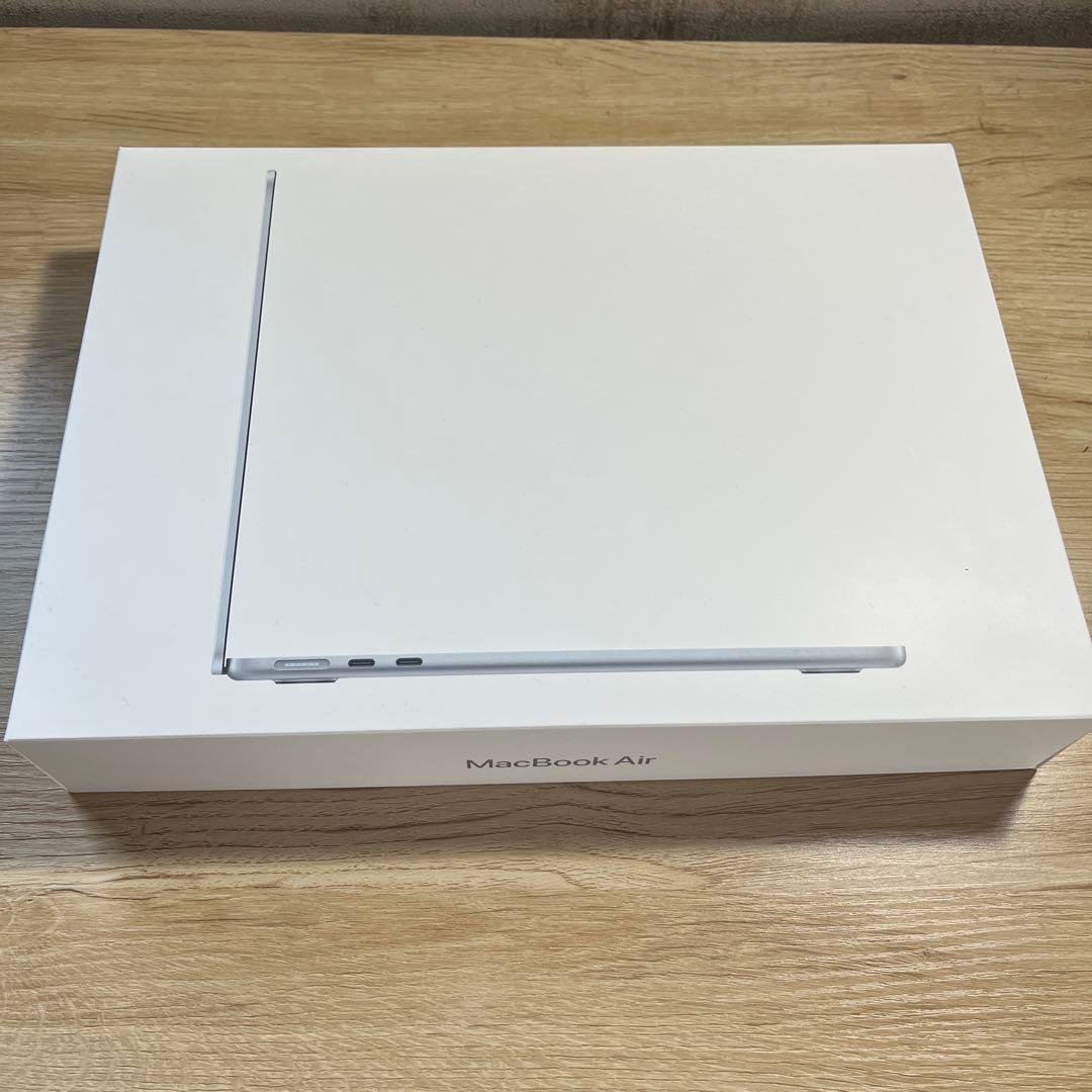 MacBook Air M4チップ16GB 512GB シルバー