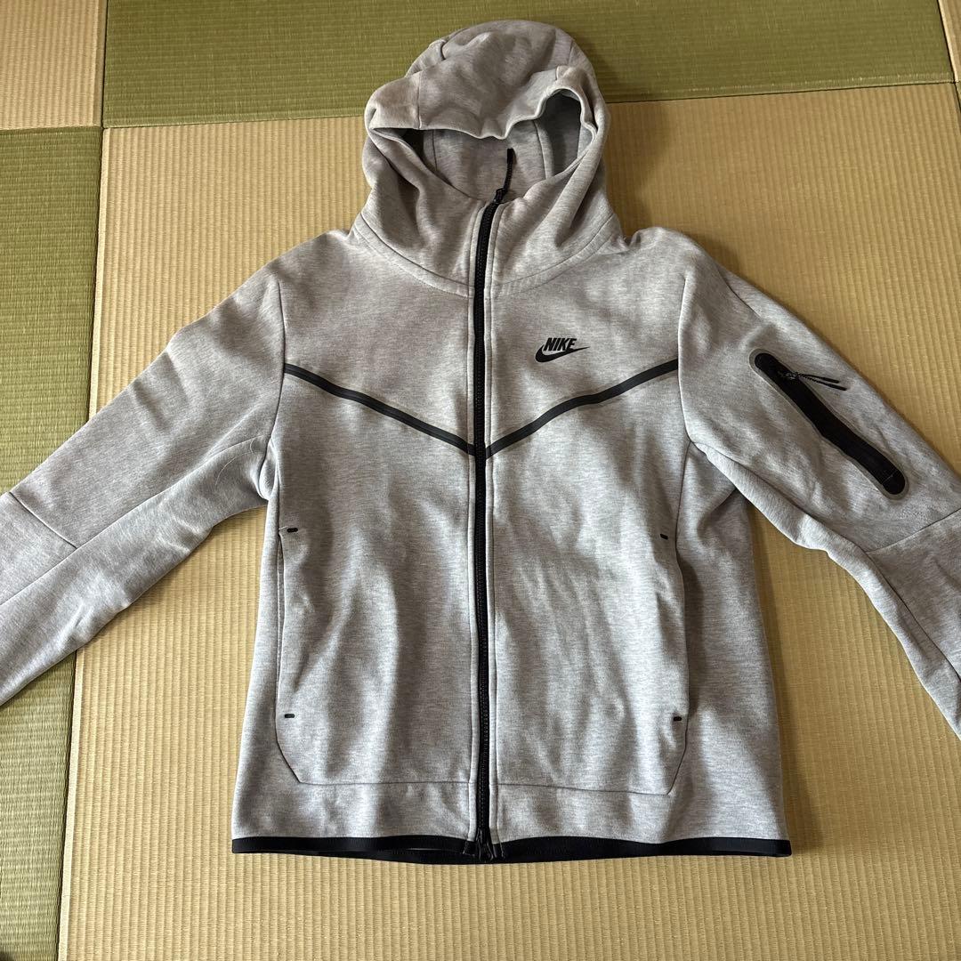 Nike テックフリースセットアップ