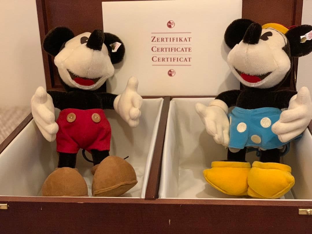 日本限定品3000体です ミッキーマウス ぬいぐるみ セット 2体 証明書付き