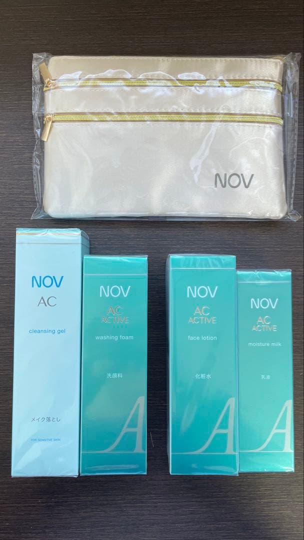 【新品未使用】NOV＊ノブ＊ACアクティブ＊4点セット＋ゴールドポーチ