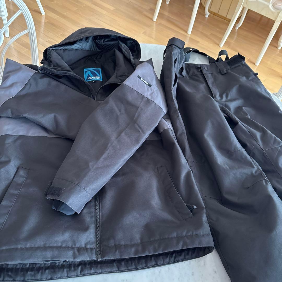 お値下げ最終ARBN スキーウェア上下セット M 黒