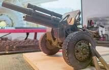 105ｍｍ榴弾砲模型　1/16スケール　手作　新品