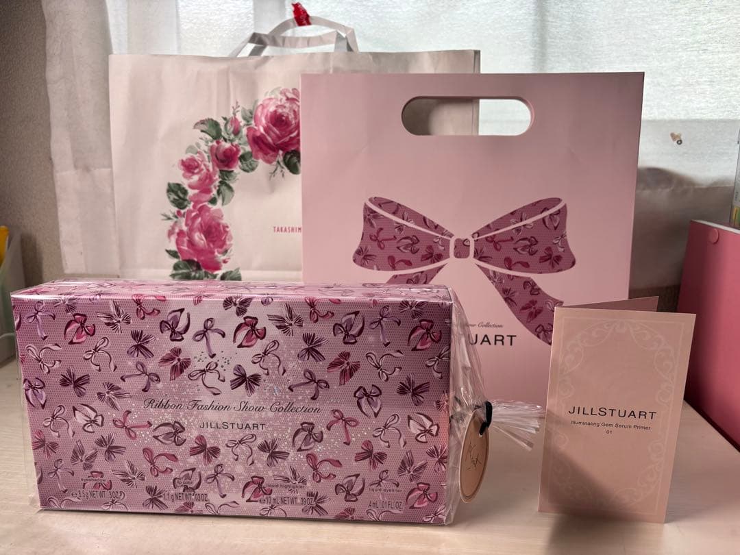 ジルスチュアートクリスマスコフレ2025