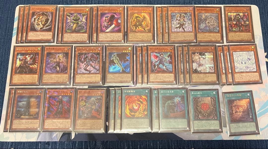 遊戯王　アザミナデモンスミスキマイラ　デッキ