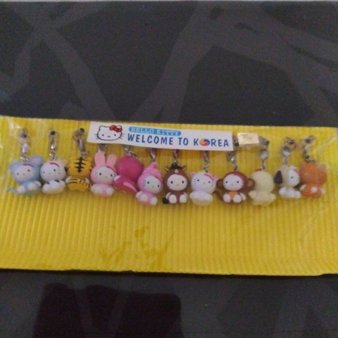 キティちゃん12干支ストラップ