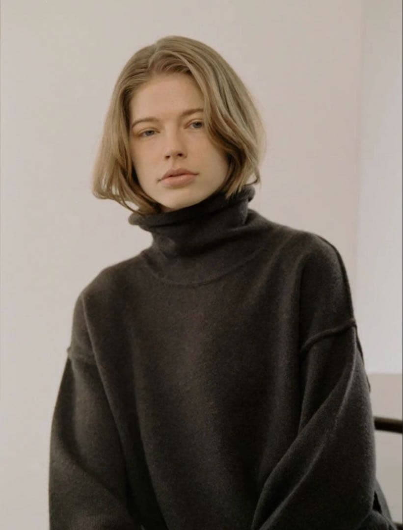 MARNO Silvia knit brown 丸林広奈