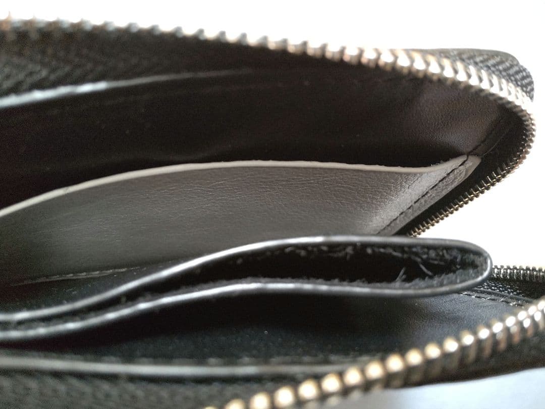 布袋寅泰 L字型 G柄レザーウォレット - メルカリ