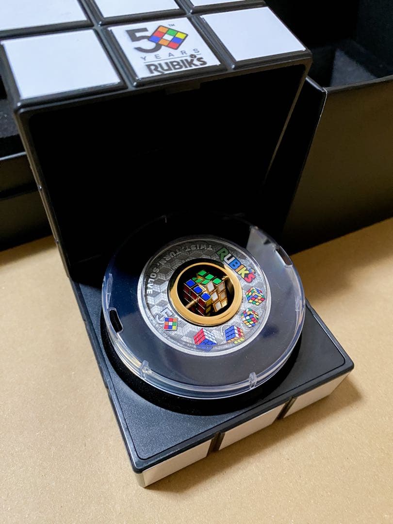 「箱付」ルービックキューブ 50周年記念 / メダル 2オンス 純銀製