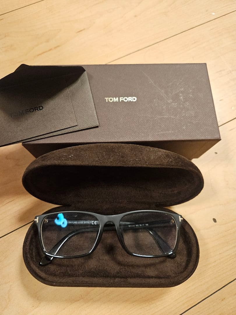 TOM FORDトムフォードメガネ　TF4295アジアンフィッティング TOM FORDトムフォードメガネTF4295アジアンフィッティング