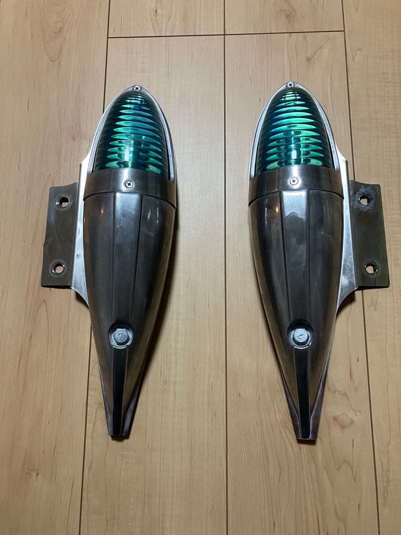 ナマズランプ　ステー付き