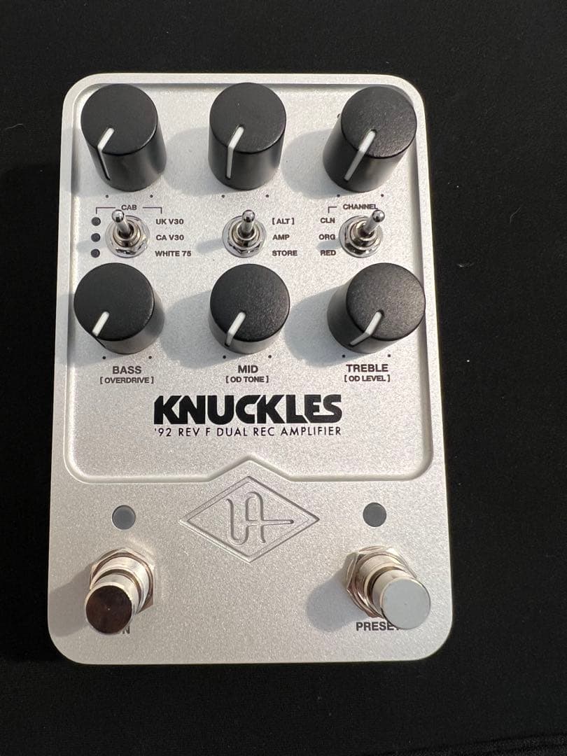 UAFX Knuckles '92 Rev F Dual Recti 初期ロット