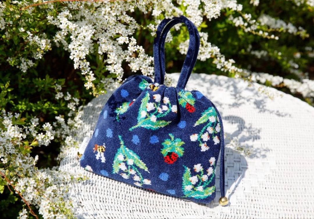 レア　新品　feiler muveilコラボ　手付き巾着　てんとう虫