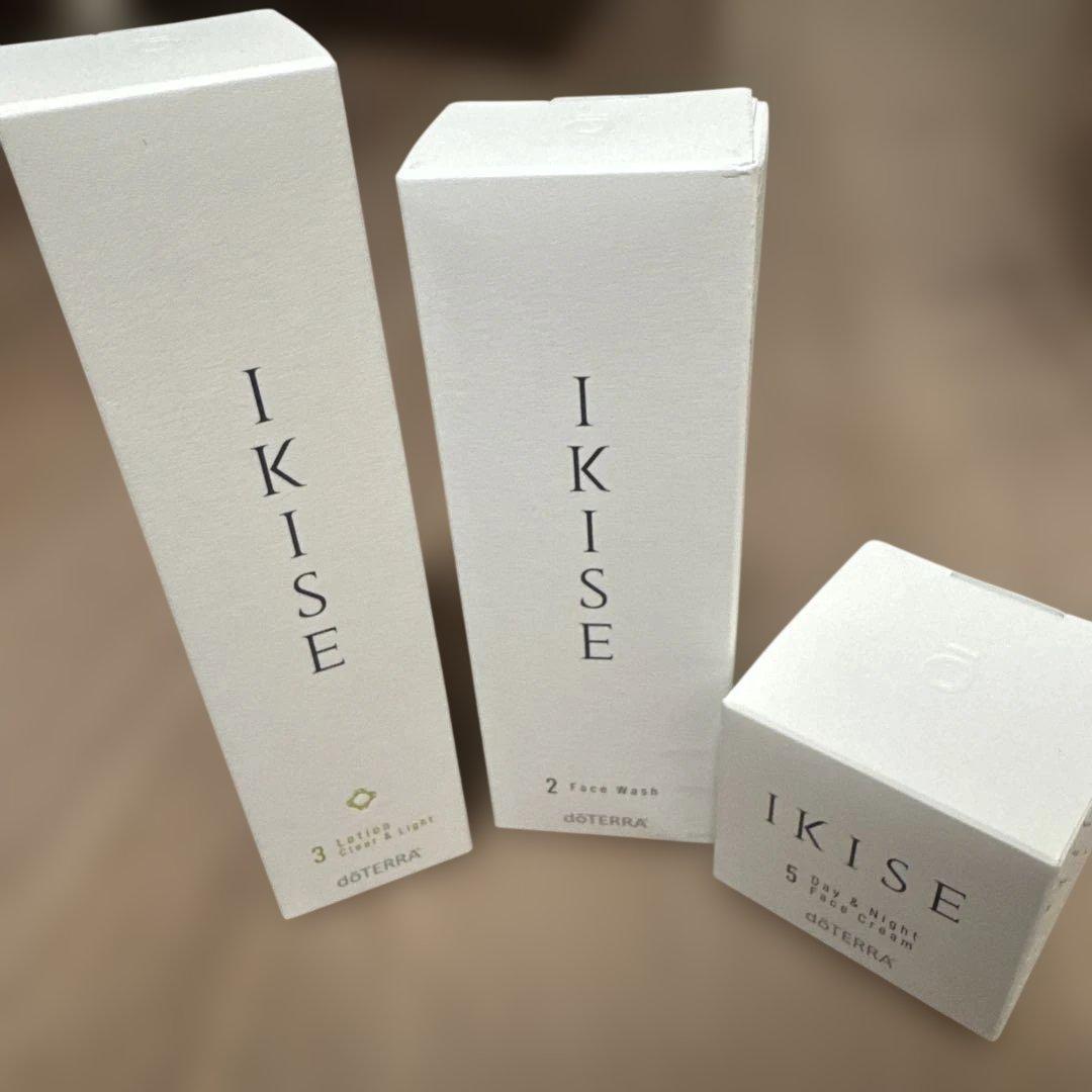化粧水・ローション・トナー IKISE 5 Day & Night Face Cream 45g