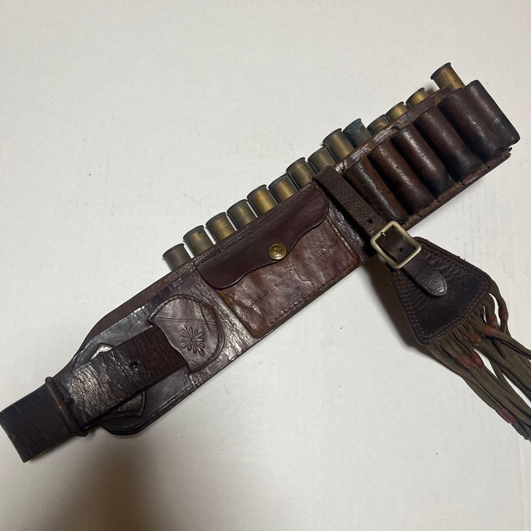 レザー銃弾ベルト　ブラウン フリンジ　ヴィンテージ骨董品 高級革使用』ホーウィン ダービーレザー ヴィンテージルック 時計