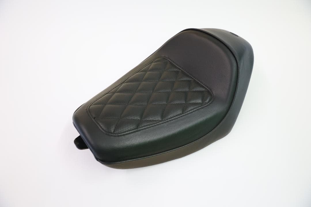 あ*ん様 ハーレー純正　アイアン1200シート